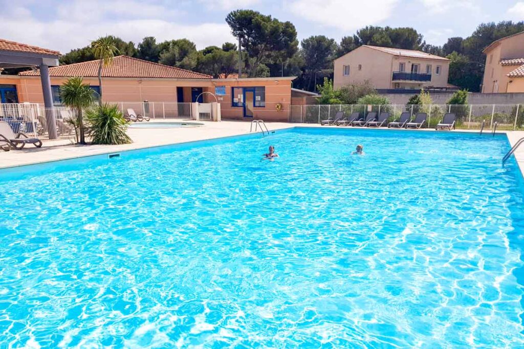residence vacances piscine martigues